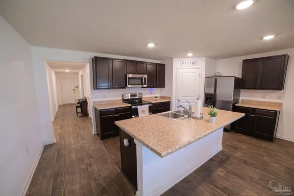 $305,000 | 6262 Churchill Circle, Milton, FL 32583
