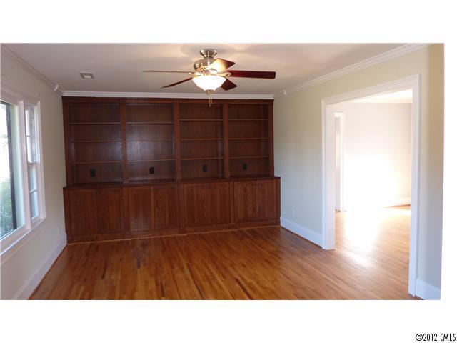 421 Fielding Road Charlotte, NC 28214 - Photo 6 of 16 Gallery Image 6