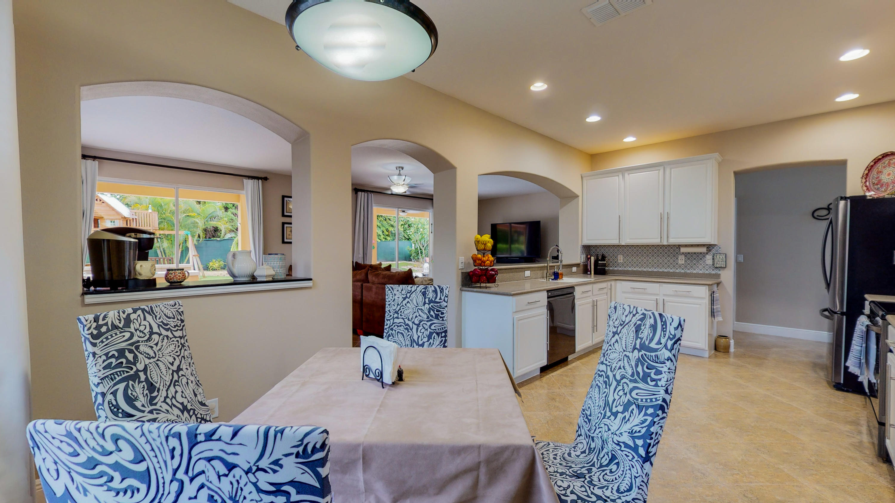 2178 Southwest Panther Trace Stuart, FL 34997 - Photo 21 of 57 05_Kitchen (9)