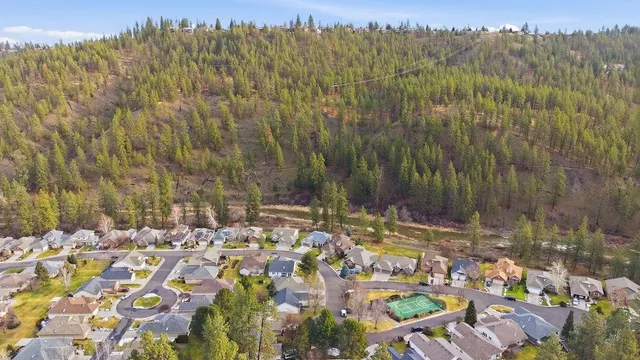 $395,000 | 606 East Bridlewood Court, Spokane, WA 99224