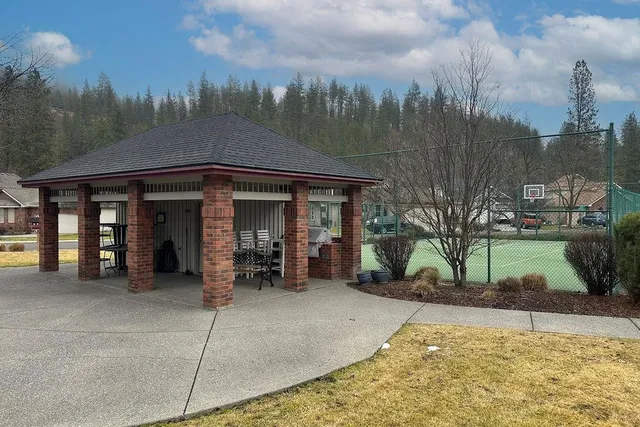 $395,000 | 606 East Bridlewood Court, Spokane, WA 99224