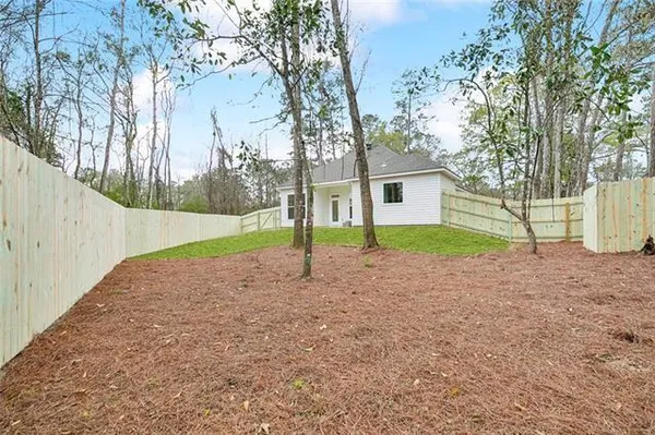 $295,900 | 71452 Gordon Avenue, Abita Springs, LA 70420