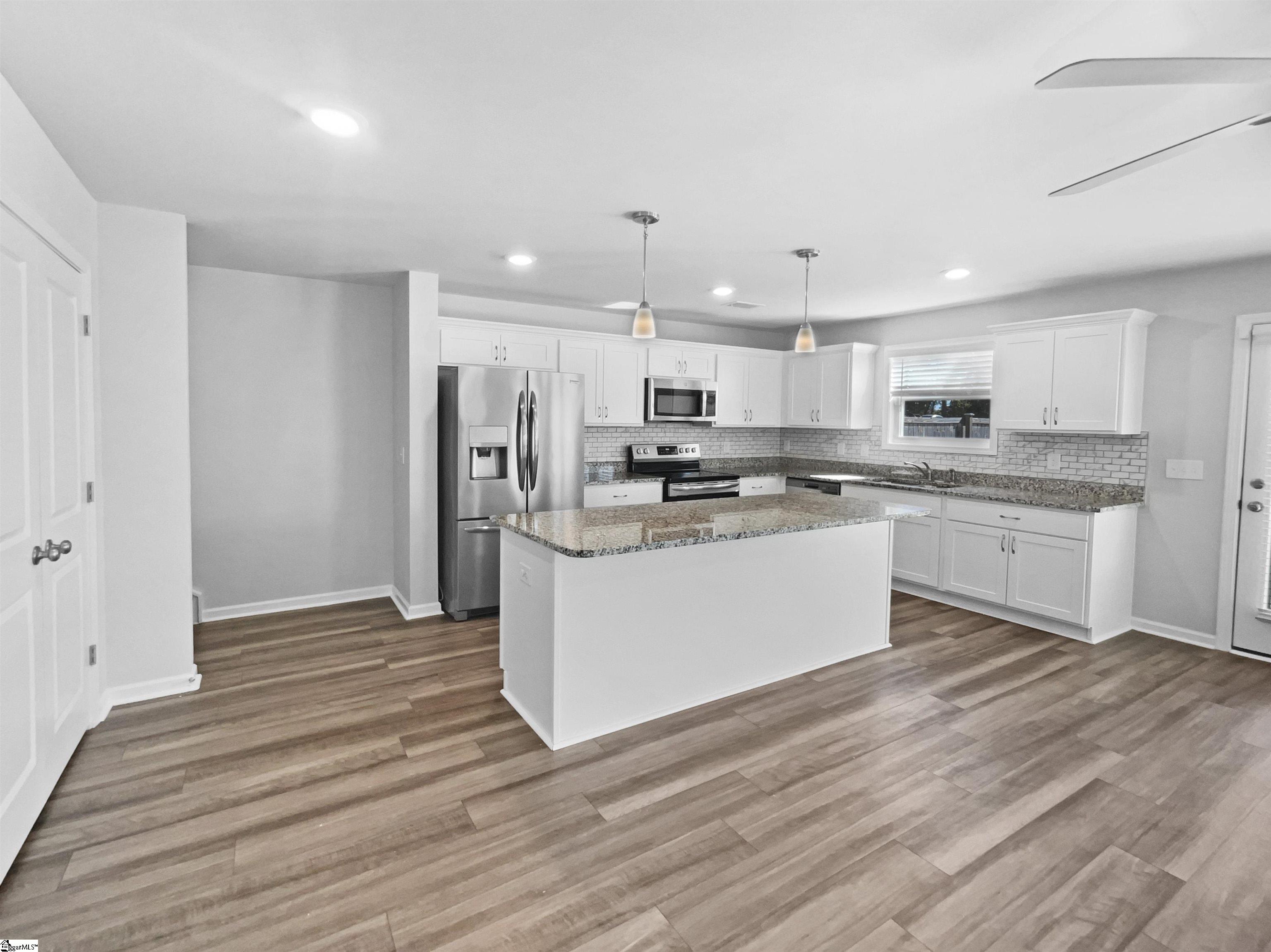 108 West Compass Way Easley, SC 29640 - Photo 15 of 21