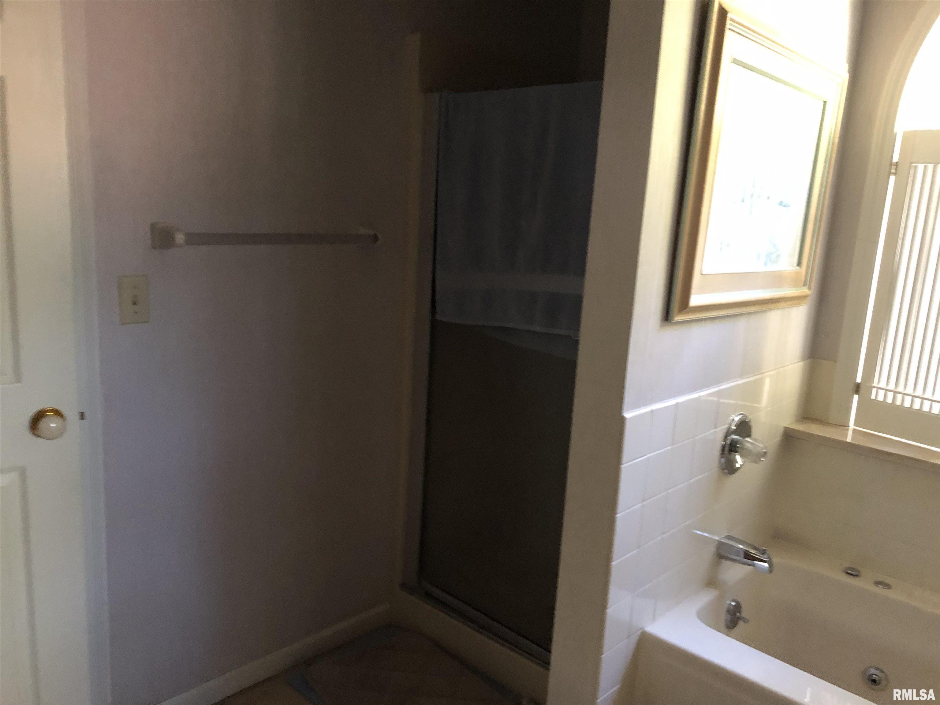 2707 East Richview Road Mount Vernon, IL 62864 - Photo 16 of 62 Gallery Image 16
