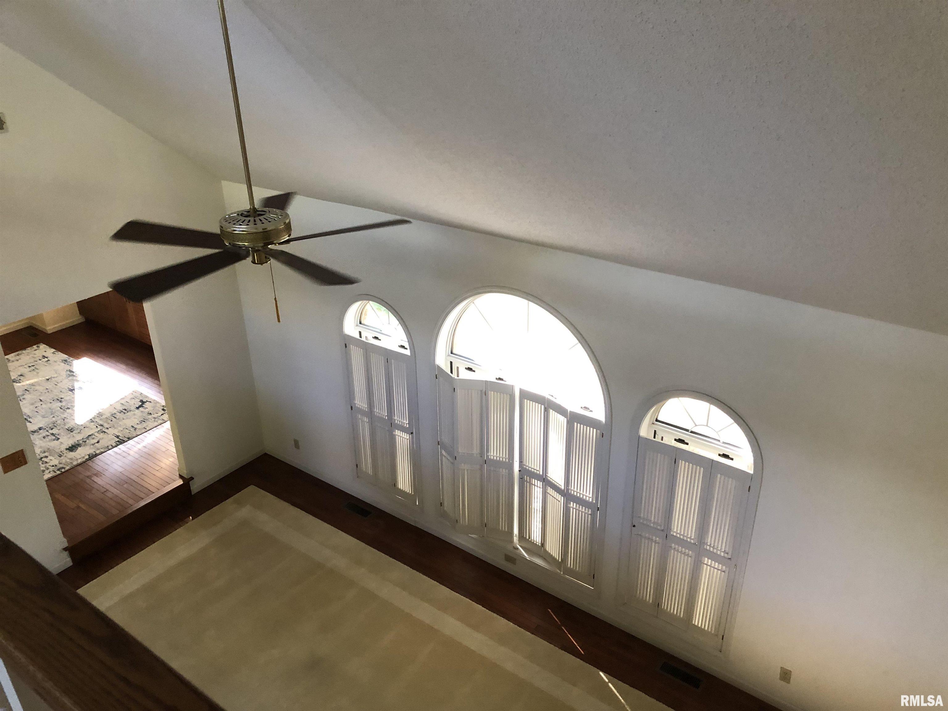 2707 East Richview Road Mount Vernon, IL 62864 - Photo 6 of 62 Gallery Image 6