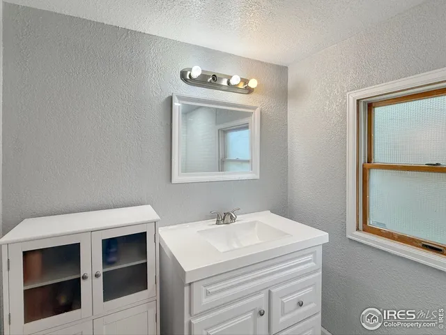 $204,900 | 133 North Wallace Avenue, Haxtun, CO 80731