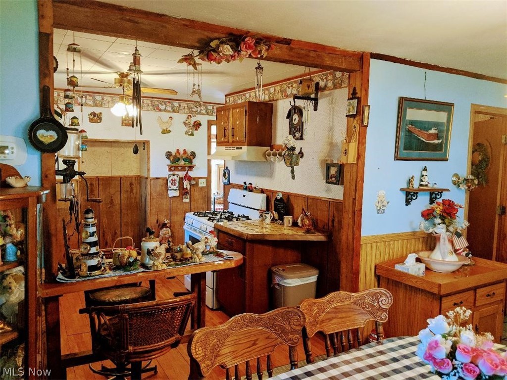 2908 Lake Road Conneaut, OH 44030 - Photo 10 of 29 Gallery Image 10