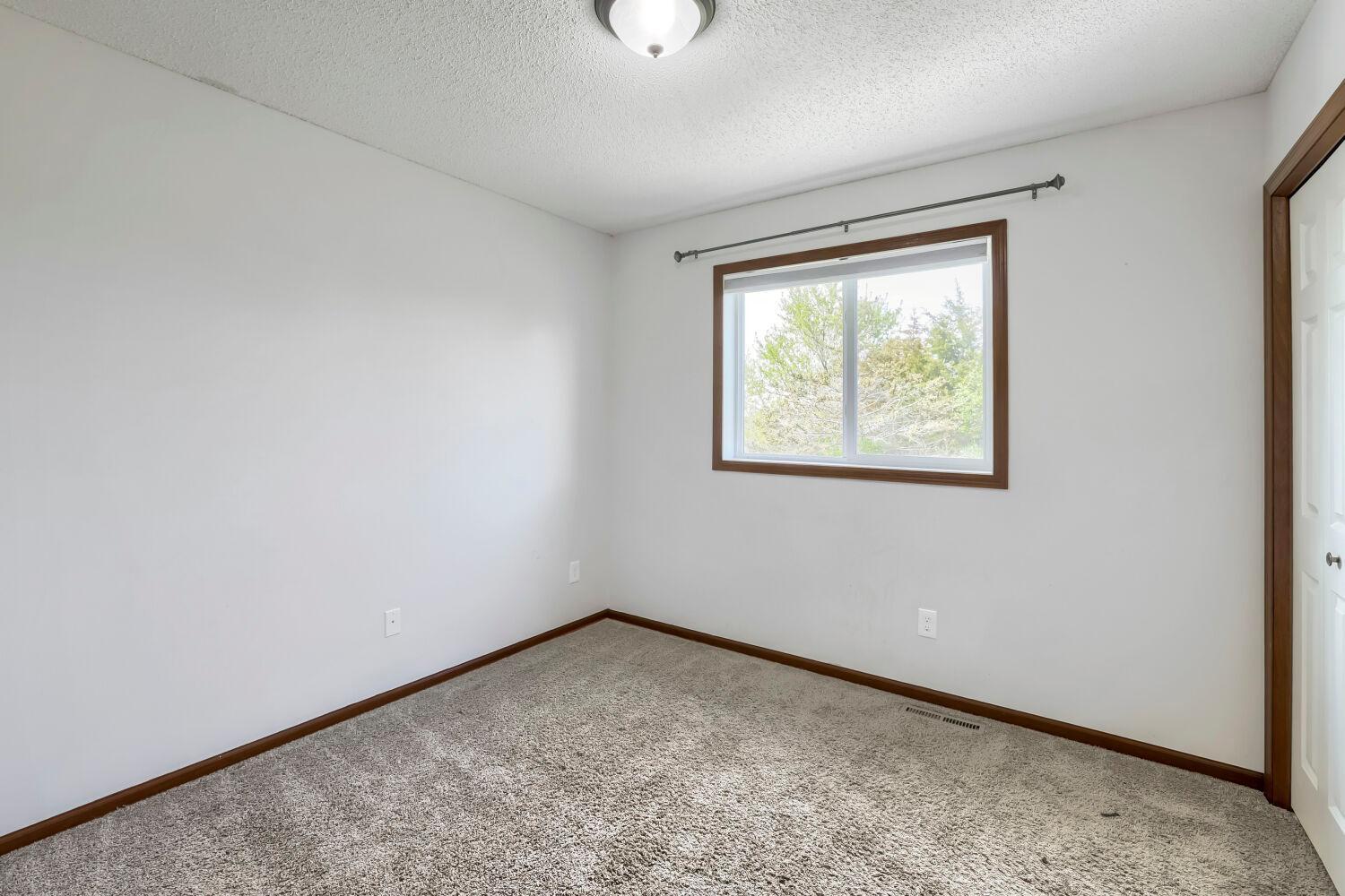 901 Trellis Street Jordan, MN 55352 - Photo 15 of 27