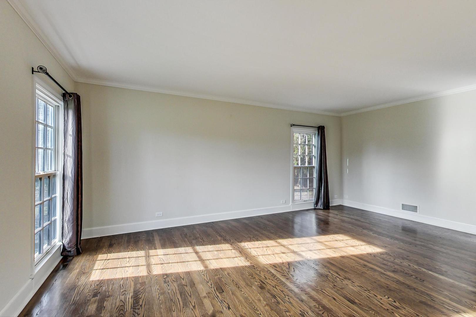 2530 Shannon Road Northbrook, IL 60062 - Photo 4 of 43
