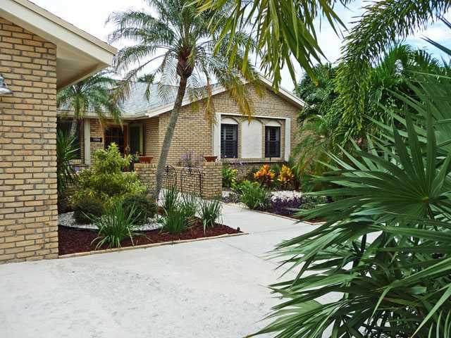17314 Lake Park Road Boca Raton, FL 33487 - Photo 1 of 24 Primary Photo