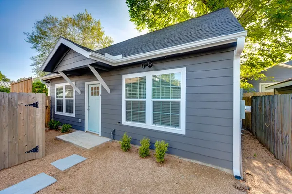 $1,600 | 1213 Armstead Street, Unit A, Houston, TX 77009