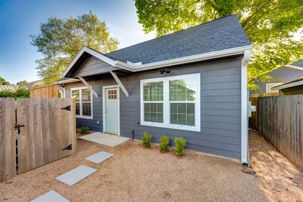 $1,600 | 1213 Armstead Street, Unit A, Houston, TX 77009