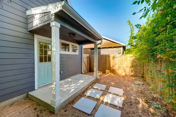 $1,600 | 1213 Armstead Street, Unit A, Houston, TX 77009