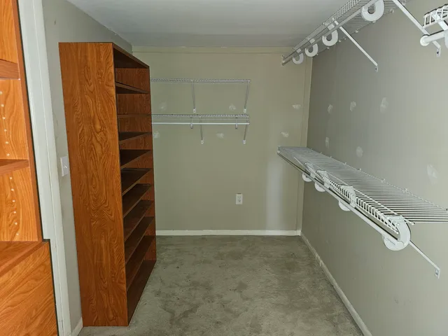 a view of walk in closet