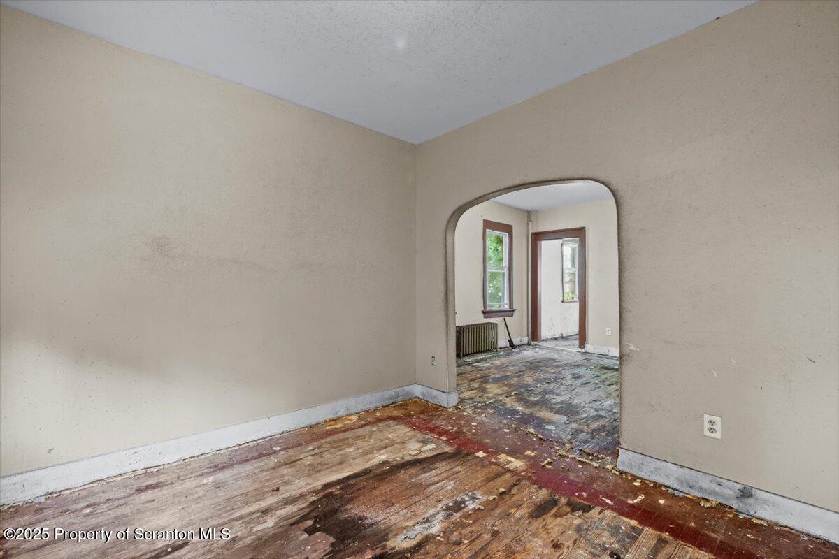 1057 Euclid Avenue Scranton, PA 18504 - Photo 8 of 30 27-Photo-26