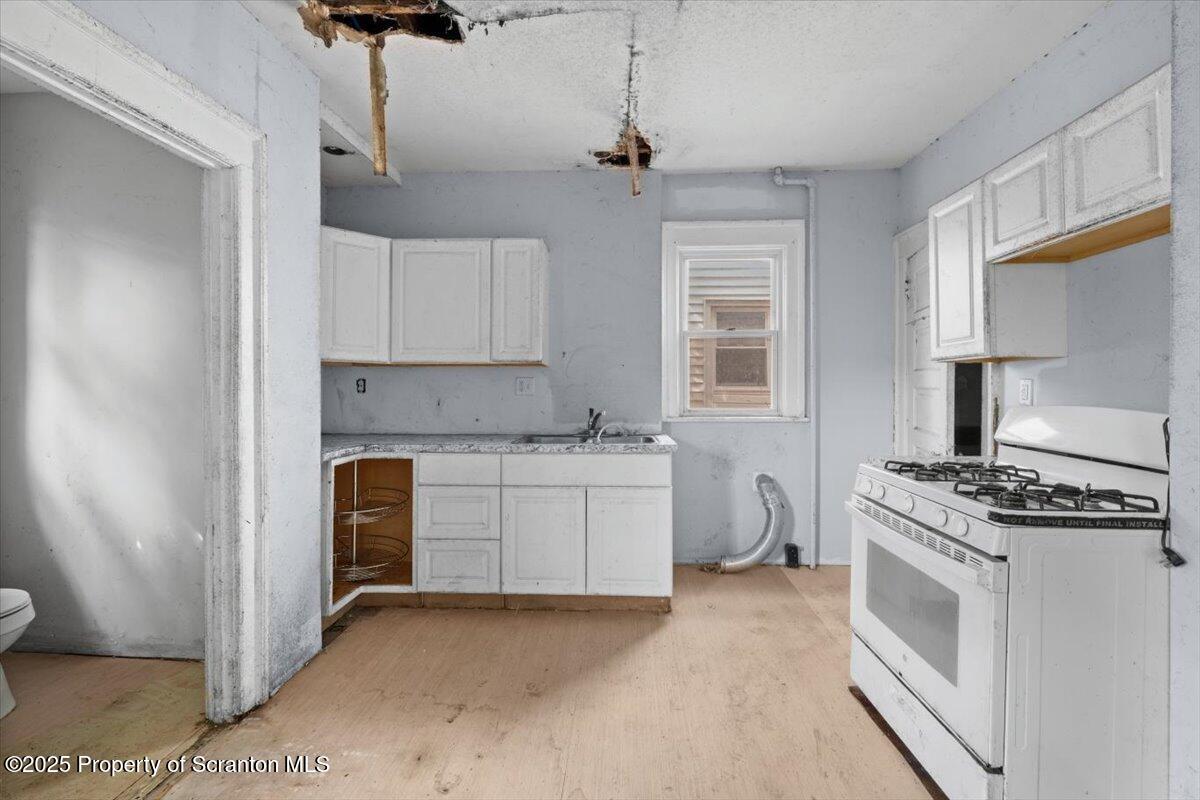 1057 Euclid Avenue Scranton, PA 18504 - Photo 10 of 30 29-Photo-28