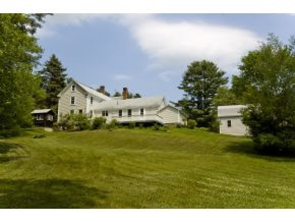 219 Raymond Road Deerfield, NH 03037 - Photo 4 of 27