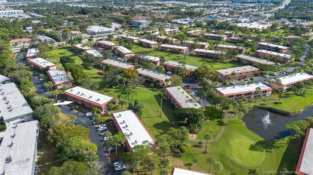 $124,900 | 1909 Southwest Palm City Road, Unit B, Stuart, FL 34994