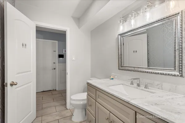 $389,900 | 835 Maple Road, Flossmoor, IL 60422