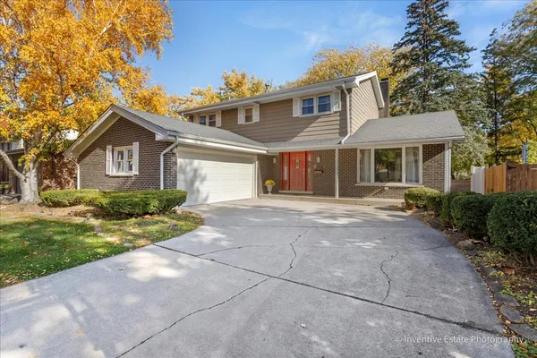 $389,900 | 835 Maple Road, Flossmoor, IL 60422