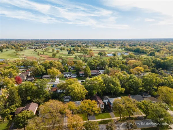 $389,900 | 835 Maple Road, Flossmoor, IL 60422