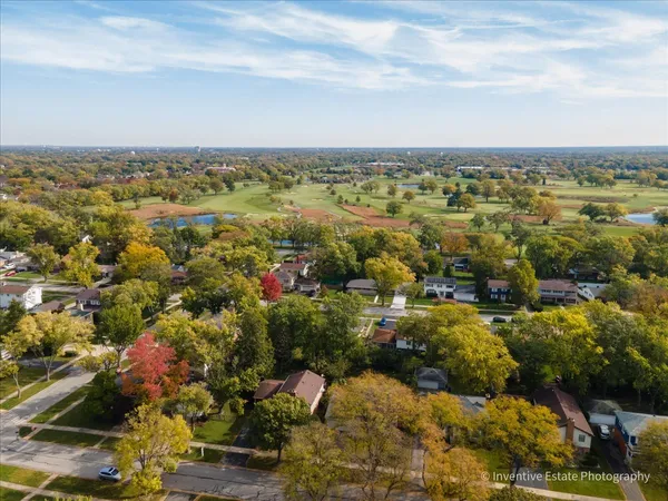 $389,900 | 835 Maple Road, Flossmoor, IL 60422