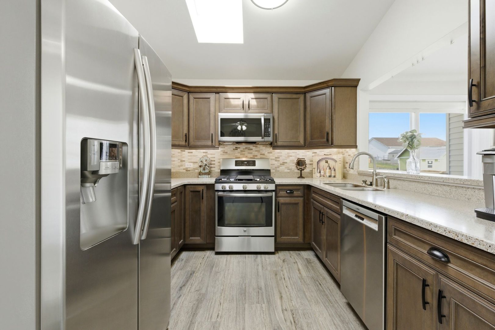 3412 Harbor Ridge Drive Zion, IL 60099 - Photo 11 of 43