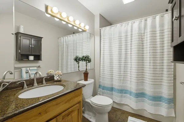 $320,000 | 3412 Harbor Ridge Drive, Zion, IL 60099