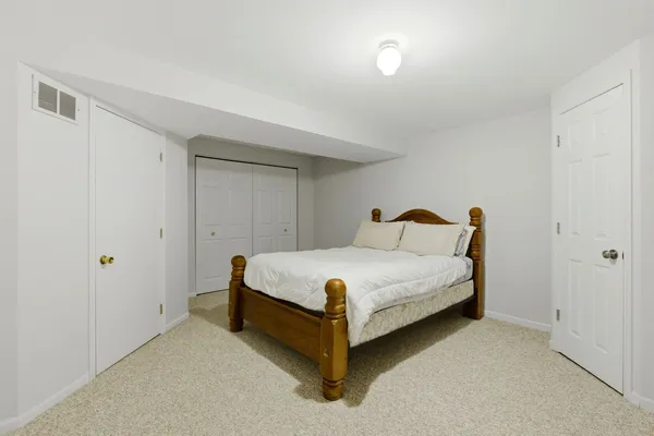 $320,000 | 3412 Harbor Ridge Drive, Zion, IL 60099