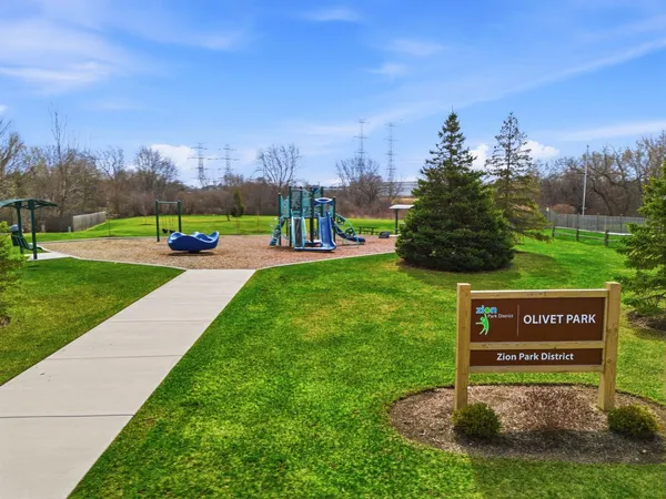 $320,000 | 3412 Harbor Ridge Drive, Zion, IL 60099