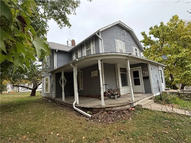 $111,100 | 701 North Hundley Street, Albany, MO 64402