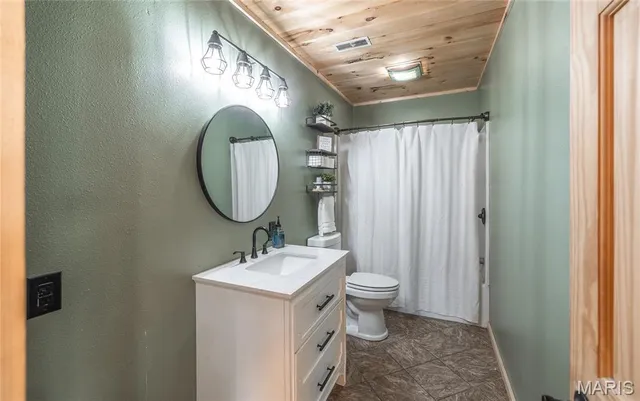 $515,000 | 11659 Highway Ah, Plato, MO 65552