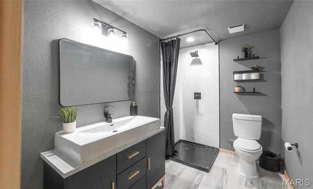 $515,000 | 11659 Highway Ah, Plato, MO 65552