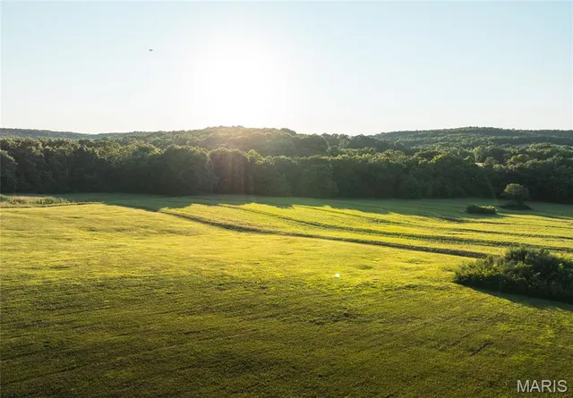 $515,000 | 11659 Highway Ah, Plato, MO 65552