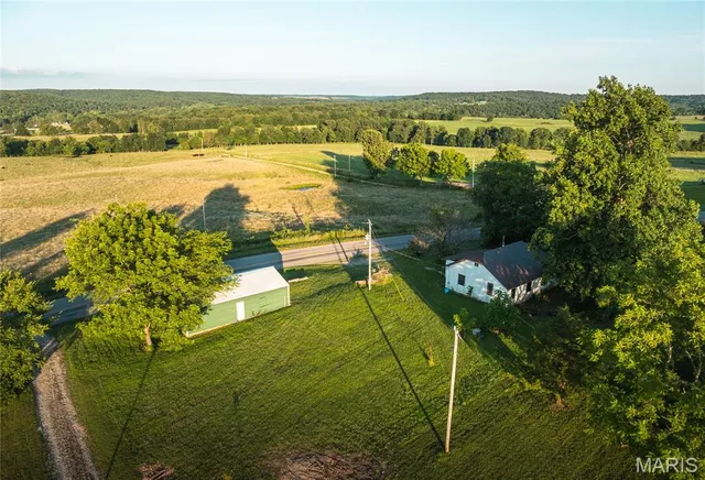 $515,000 | 11659 Highway Ah, Plato, MO 65552