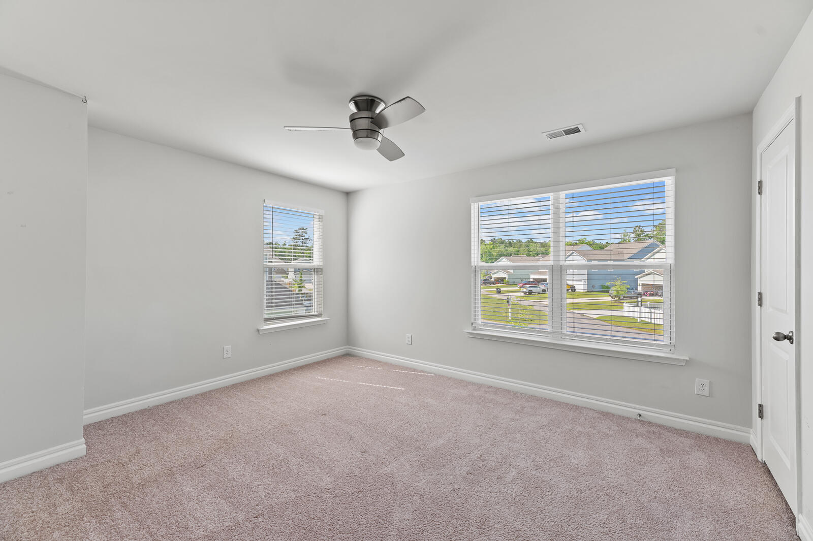 113 Petrell Road Summerville, SC 29483 - Photo 14 of 20 113 Petrell Rd 15 of 29