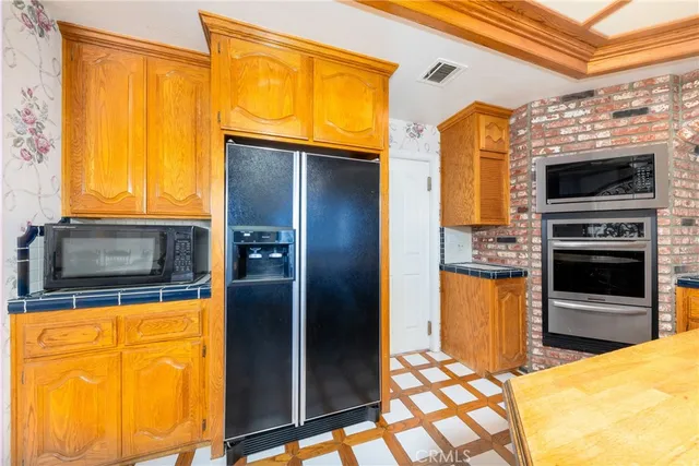 $719,999 | 13259 Country Club Drive, Victorville, CA 92395