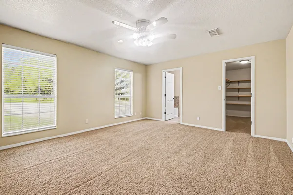 $475,000 | 21503 Pecan Bend Road, Damon, TX 77430