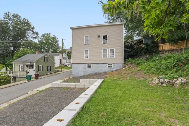$140,000 | 99 Cato Street, Woonsocket, RI 02895