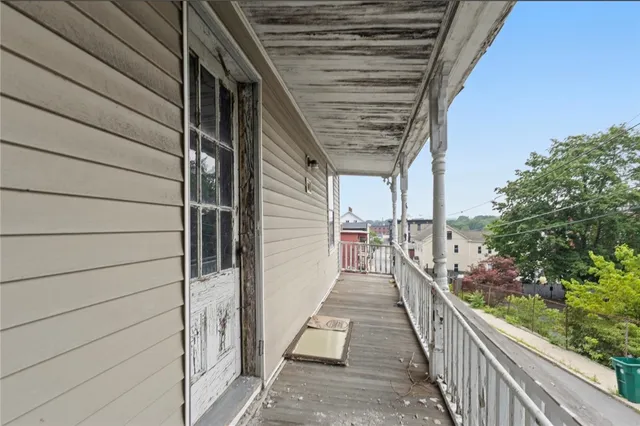 $140,000 | 99 Cato Street, Woonsocket, RI 02895