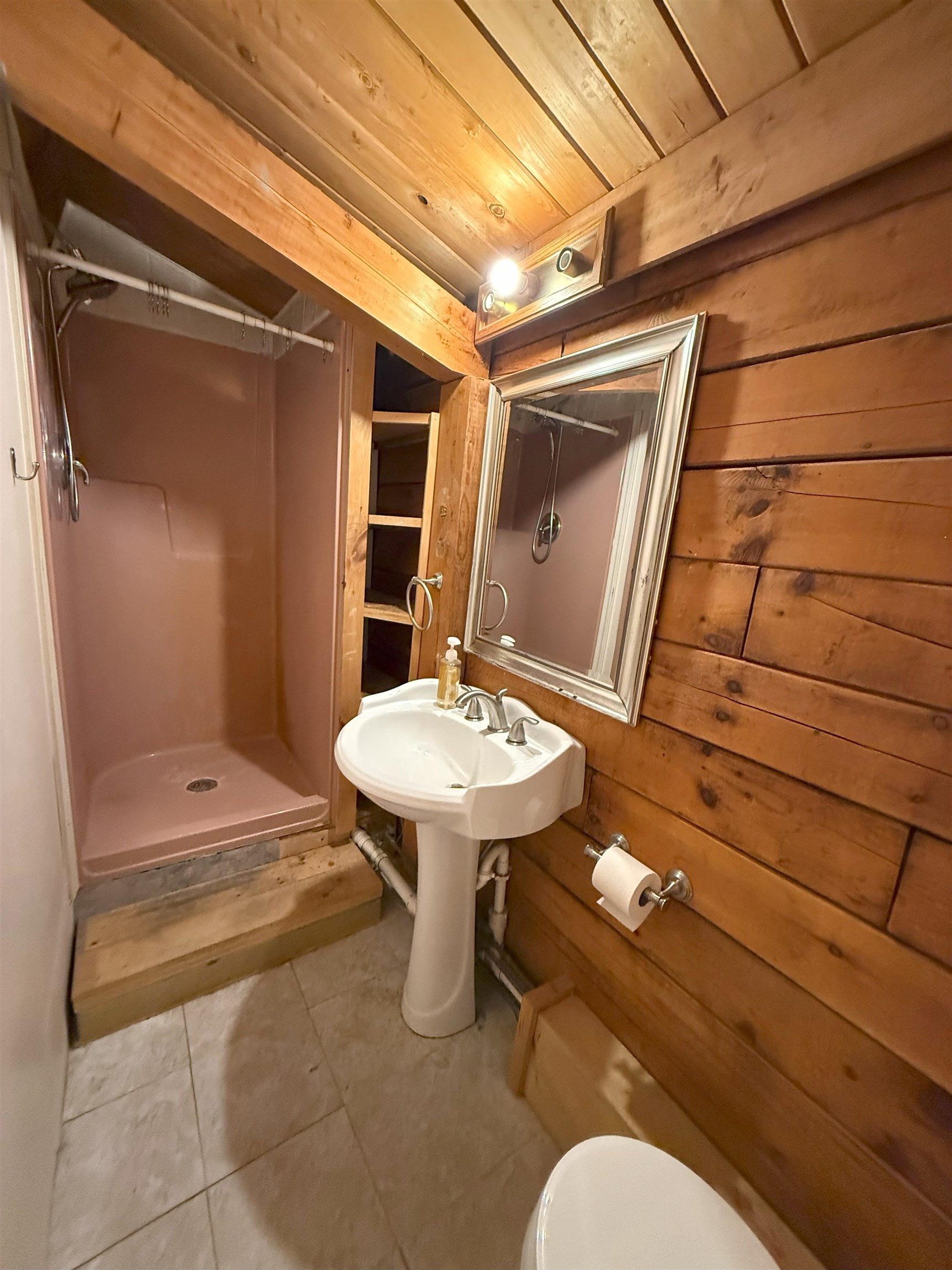 22 Greenwood Road Weare, NH 03281 - Photo 18 of 43