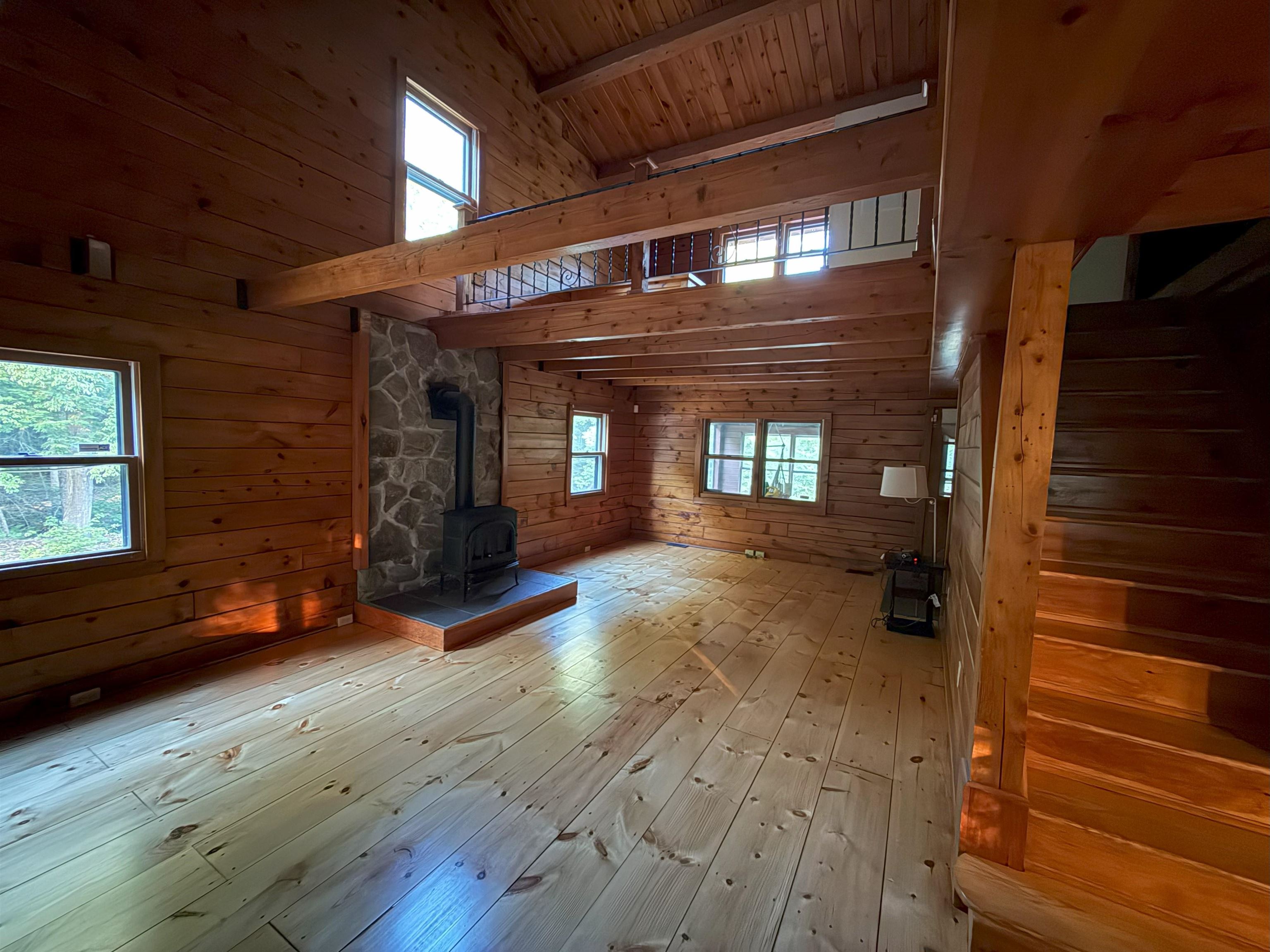 22 Greenwood Road Weare, NH 03281 - Photo 5 of 43