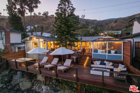 $6,995,000 | 21030 Pacific Coast Highway, Malibu, CA 90265
