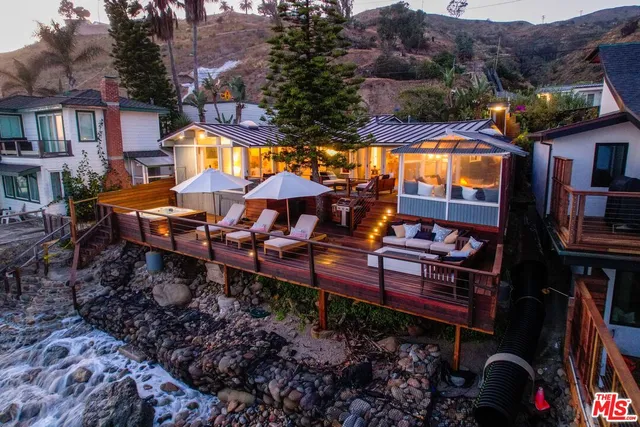 $6,995,000 | 21030 Pacific Coast Highway, Malibu, CA 90265