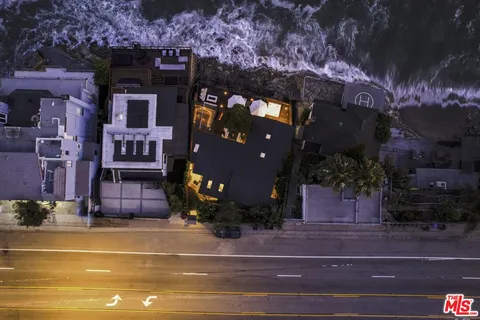 $6,995,000 | 21030 Pacific Coast Highway, Malibu, CA 90265