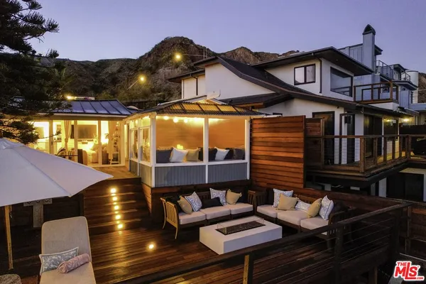 $6,995,000 | 21030 Pacific Coast Highway, Malibu, CA 90265