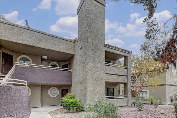 $1,299 | 5056 South Rainbow Boulevard, Unit 205, Las Vegas, NV 89118