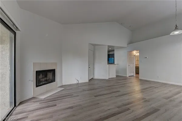 $1,299 | 5056 South Rainbow Boulevard, Unit 205, Las Vegas, NV 89118