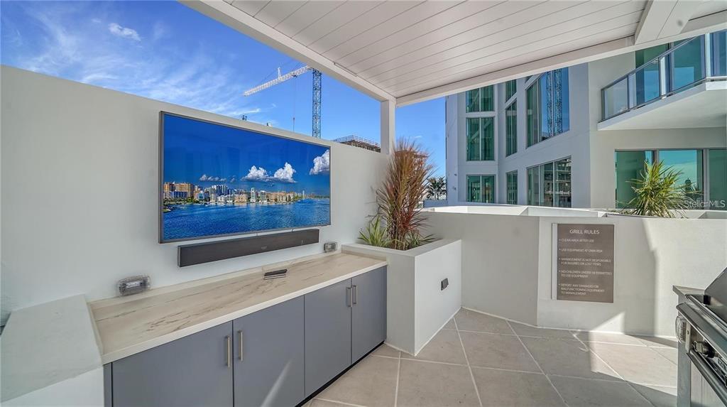 301 Quay Commons, Unit 1011 Sarasota, FL 34236 - Photo 67 of 75