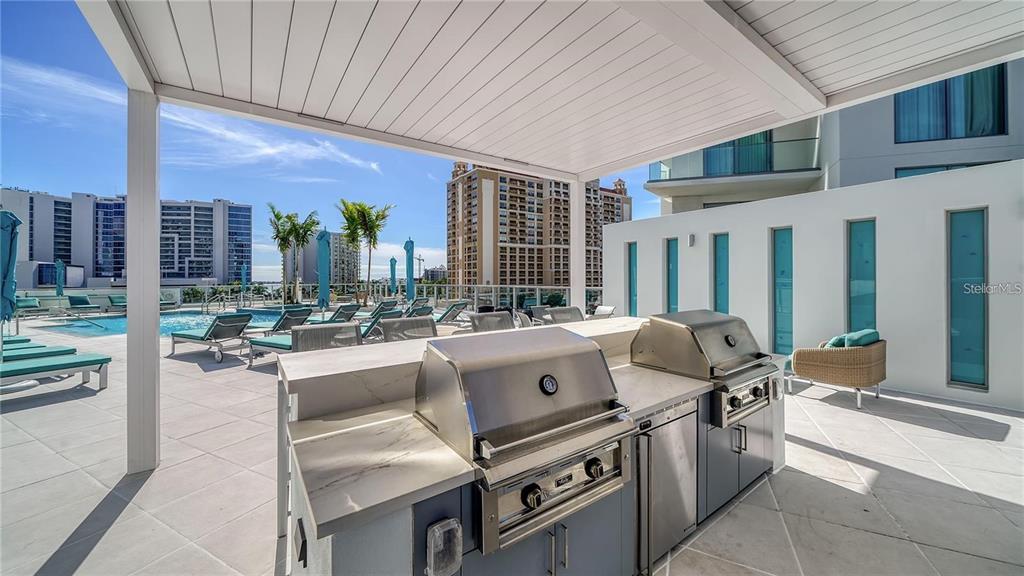 301 Quay Commons, Unit 1011 Sarasota, FL 34236 - Photo 69 of 75